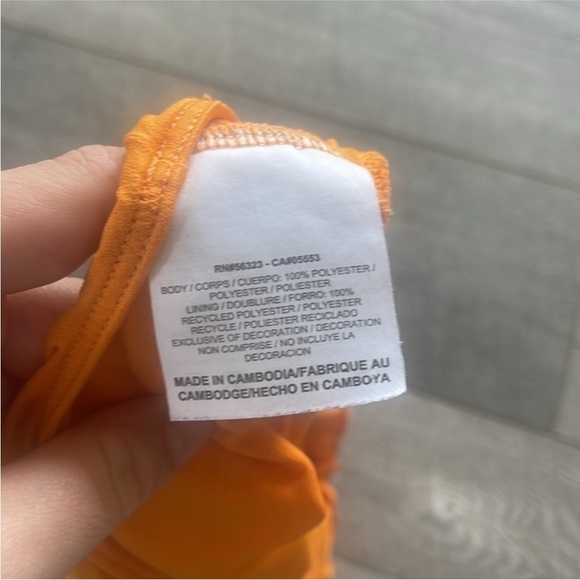 Nike Dri-Fit Size Medium Orange and Purple Running Athletic Shorts. - Picture 7 of 8